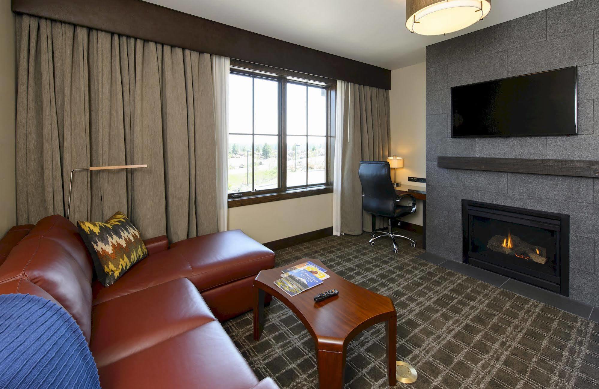 Tetherow Hotel Deschutes River Woods المظهر الخارجي الصورة