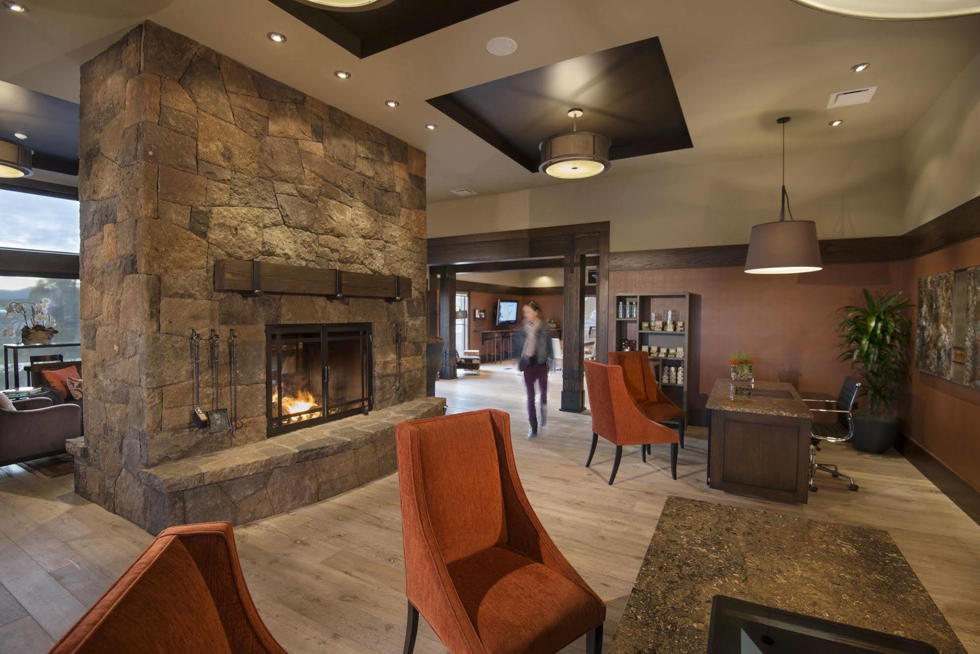 Tetherow Hotel Deschutes River Woods المظهر الخارجي الصورة